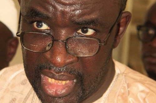 Moustapha Cissé Lô dément formellement avoir proféré des injures à l'endroit de Serigne Abdou Fatah Mbacké Moustapha Cissé Lô dément formellement avoir proféré des injures à l'endroit de Serigne Abdou Fatah Mbacké