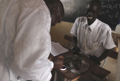 IMAGES/VIDEO - Le Ministre Oumar Gueye et candidat à la mairie de Sangalkam a accompli son devoir de citoyen IMAGES/VIDEO - Le Ministre Oumar Gueye et candidat à la mairie de Sangalkam a accompli son devoir de citoyen