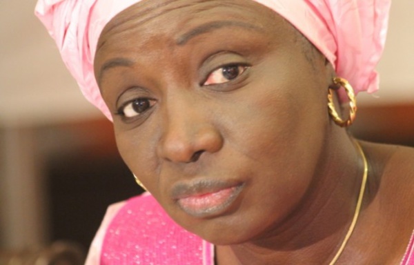 Exclusif - Démission imminente du Premier ministre Aminata Touré Exclusif - Démission imminente du Premier ministre Aminata Touré