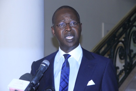 Premier Conseil des ministres pour l'équipe de Mahammed Dionne Premier Conseil des ministres pour l'équipe de Mahammed Dionne