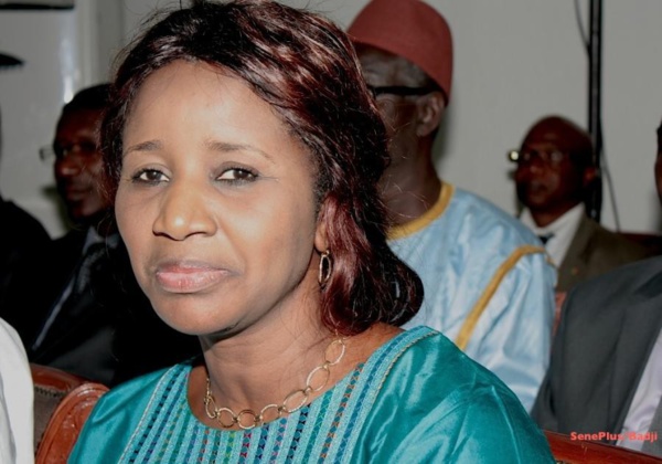 Mariama Sarr première dame de Kaolack Mariama Sarr première dame de Kaolack