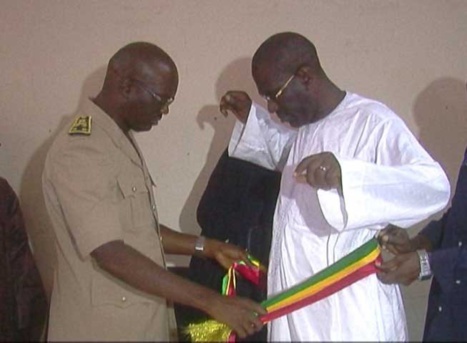 Abdoulaye Thimbo élu maire de Pikine hier: « Je ne suis pas ici parce que je suis l'oncle de Macky Sall » Abdoulaye Thimbo élu maire de Pikine hier: « Je ne suis pas ici parce que je suis l'oncle de Macky Sall »