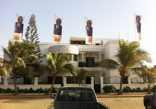 Idrissa Seck déménage le siège de son parti chez lui au Point E Idrissa Seck déménage le siège de son parti chez lui au Point E