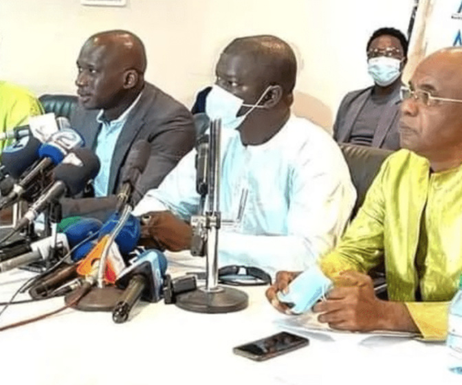 Audience avec le Khalife général des Niassènes : La Cap infiltrée par la Police Audience avec le Khalife général des Niassènes : La Cap infiltrée par la Police