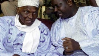 Prière de la Tabaski à Massalikoul Jinane: Wade et Macky se "congratulent" par PM interposé Prière de la Tabaski à Massalikoul Jinane: Wade et Macky se "congratulent" par PM interposé