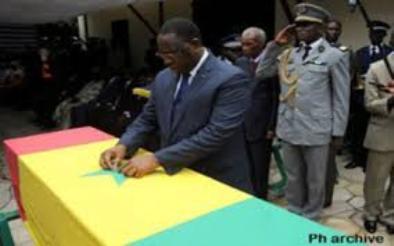 Mort du soldat sénégalais de la MINUSMA : Macky Sall demande des mesures de sécurité Mort du soldat sénégalais de la MINUSMA : Macky Sall demande des mesures de sécurité