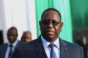 Crei : Les 8 milliards de la caisse noire de Macky Sall s’invitent au procès de Karim Wade Crei : Les 8 milliards de la caisse noire de Macky Sall s’invitent au procès de Karim Wade