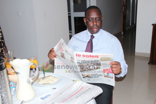 Macky tance la presse Macky tance la presse