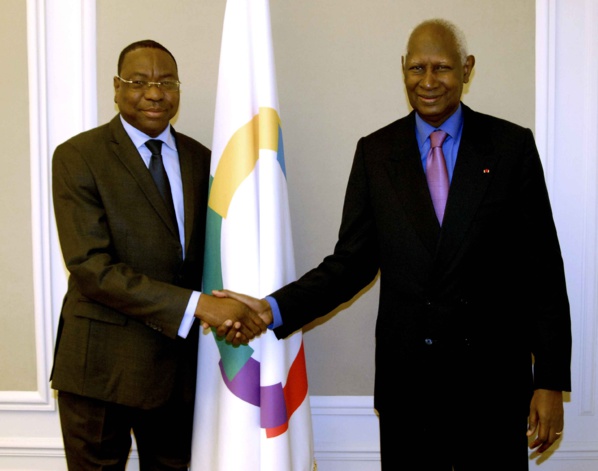 Mankeur Ndiaye s'entretient avec le Président Abdou Diouf Mankeur Ndiaye s'entretient avec le Président Abdou Diouf