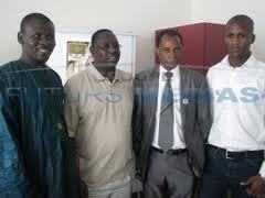 En tournée économique dans la Vallée: Macky Sall improvise une marche "marron" chez Abou Lô à Sinthiou Garba En tournée économique dans la Vallée: Macky Sall improvise une marche "marron" chez Abou Lô à Sinthiou Garba