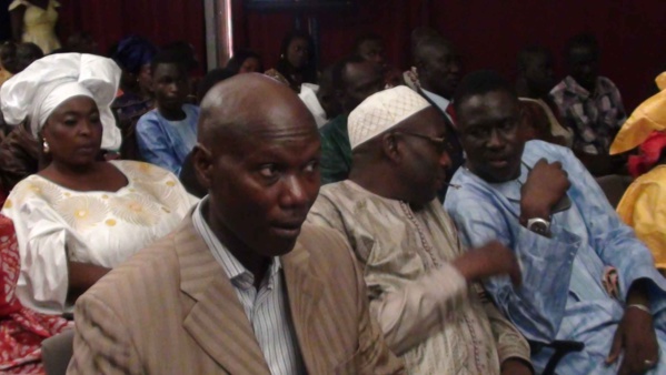 Photos+Vidéos: 19ans après la mort de Abdoulaye Diouf, ses amis se souviennent de lui ! Photos+Vidéos: 19ans après la mort de Abdoulaye Diouf, ses amis se souviennent de lui !