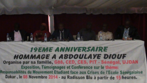 Photos+Vidéos: 19ans après la mort de Abdoulaye Diouf, ses amis se souviennent de lui ! Photos+Vidéos: 19ans après la mort de Abdoulaye Diouf, ses amis se souviennent de lui !