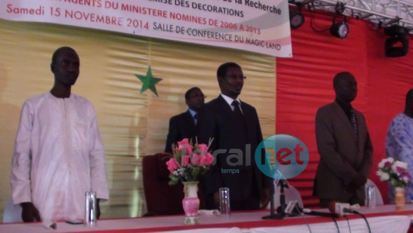 Vidéos+Photos: La cérémonie de remise des décorations de 47 agents du ministère nomines de 2006 à 2013 Vidéos+Photos: La cérémonie de remise des décorations de 47 agents du ministère nomines de 2006 à 2013