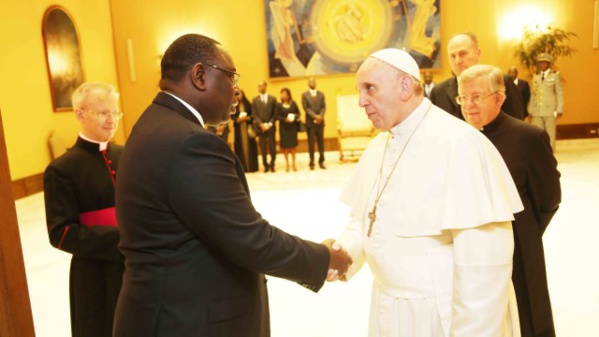 En visite à Rome : Macky invite le Pape François au Sénégal En visite à Rome : Macky invite le Pape François au Sénégal