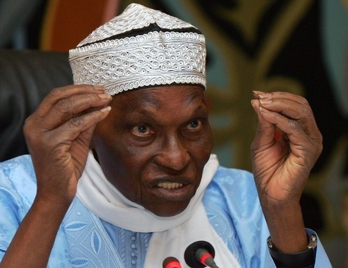 Deukbi dafa Macky Deukbi dafa Macky