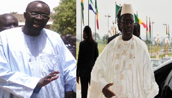 Visite du chef de l'Etat à Touba : Macky tente de réhabiliter Cissé Lô qui décline l'offre Visite du chef de l'Etat à Touba : Macky tente de réhabiliter Cissé Lô qui décline l'offre