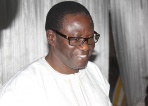 Pape Diop: "Je suis candidat en 2017, le pays est dans l’impasse" Pape Diop: "Je suis candidat en 2017, le pays est dans l’impasse"
