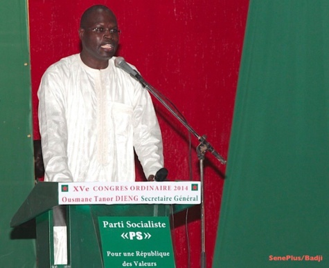 Khaifa Sall maire de Dakar : "Aucun nouveau projet pour 2015...mais tablettes aux élèves" Khaifa Sall maire de Dakar : "Aucun nouveau projet pour 2015...mais tablettes aux élèves"