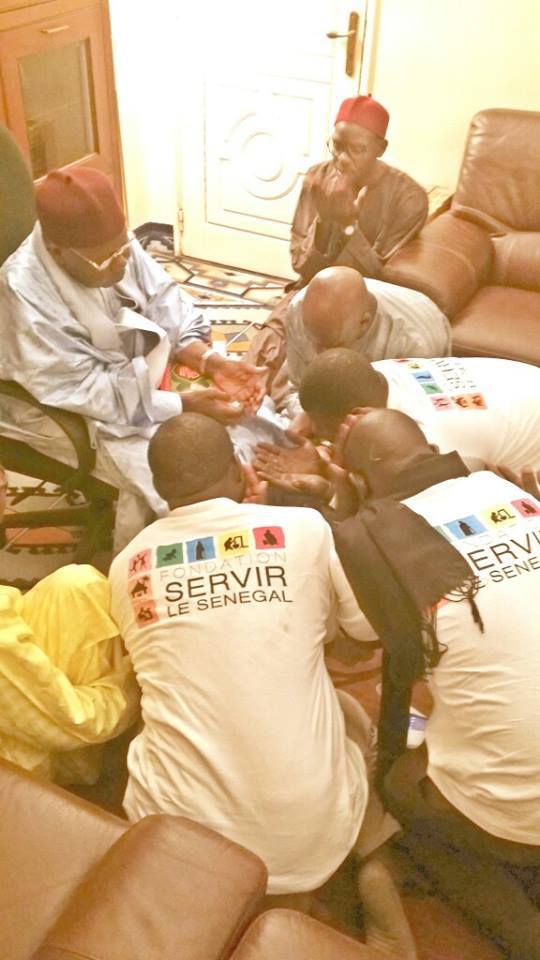 Gamou 2015 : La Fondation «Servir le Sénégal» a bien servi les foyers religieux ! Gamou 2015 : La Fondation «Servir le Sénégal» a bien servi les foyers religieux !