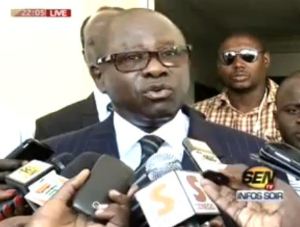Vague de démissions à l'Apr Koungheul : plusieurs responsables quittent Macky Sall pour le CD/Bokk Gis Gis de Pape Diop Vague de démissions à l'Apr Koungheul : plusieurs responsables quittent Macky Sall pour le CD/Bokk Gis Gis de Pape Diop