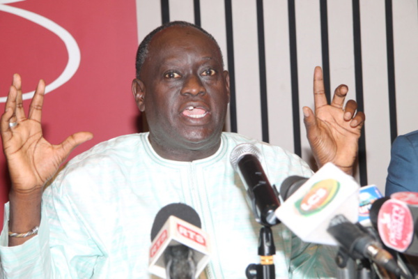 Candidature unique de Macky Sall: «On ne change pas un cheval qui gagne», selon Me El Hadj Diouf Candidature unique de Macky Sall: «On ne change pas un cheval qui gagne», selon Me El Hadj Diouf