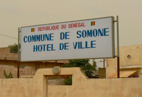 Somone : Le maire Boubacar Sadji enlevé et "empoisonné" Somone : Le maire Boubacar Sadji enlevé et "empoisonné"