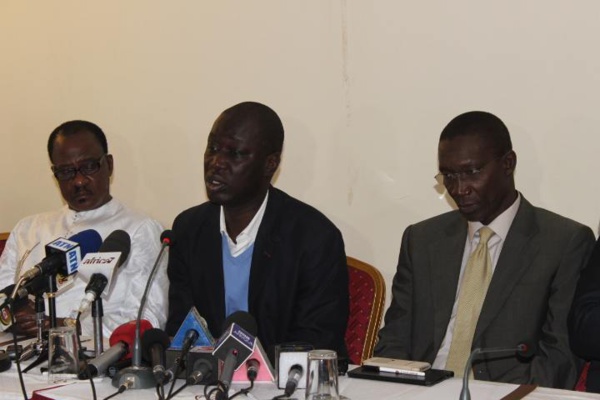 Me Seydou Diagne: "Des 150 ministre de Abdoulaye Wade, seul Karim Wade est poursuivi et emprisonné" Me Seydou Diagne: "Des 150 ministre de Abdoulaye Wade, seul Karim Wade est poursuivi et emprisonné"