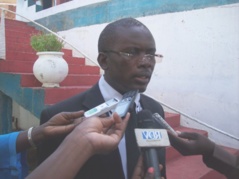 Ousmane Cissé, responsable Apr, pilonne Wade et soutient : «Macky Sall confirme qu’il est un leader politique et non un dealer politique» Ousmane Cissé, responsable Apr, pilonne Wade et soutient : «Macky Sall confirme qu’il est un leader politique et non un dealer politique»