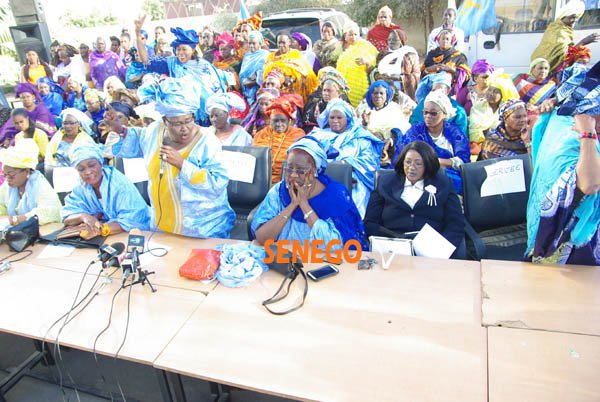Assemblée générale : Les femmes libérales dézinguent Aminata Tall et promettent des "talatay Nder" à Macky Sall Assemblée générale : Les femmes libérales dézinguent Aminata Tall et promettent des "talatay Nder" à Macky Sall