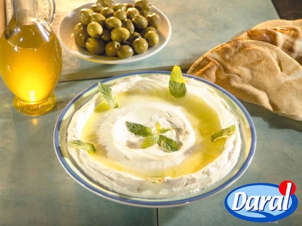 Jumbo Sénégal Groupe Tarraf : Du vitamine A ; Jumbo est avec vous ! Notre objectif principal est d'apporter du goût et de la couleur à des milliers de foyers, avec cette touche si particulière qui rend vos plats uniques. Jumbo Sénégal Groupe Tarraf : Du vitamine A ; Jumbo est avec vous ! Notre objectif principal est d'apporter du goût et de la couleur à des milliers de foyers, avec cette touche si particulière qui rend vos plats uniques.