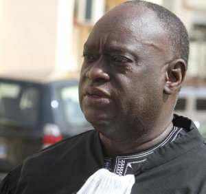 Me El Hadj Diouf défend Macky Sall et traite le Ps de "parti d’escroc" Me El Hadj Diouf défend Macky Sall et traite le Ps de "parti d’escroc"