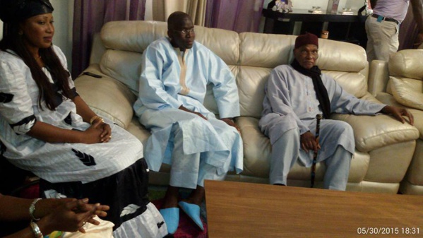 Condoléances: Me Wade chez Aliou Sow Condoléances: Me Wade chez Aliou Sow