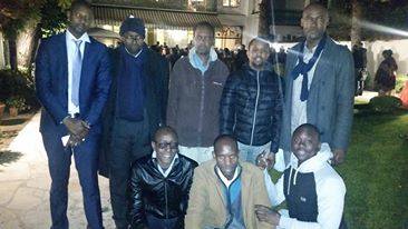 Le Président Sall reçoit à Paris les militants Apr Amandiers Le Président Sall reçoit à Paris les militants Apr Amandiers