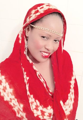 Chrétienne de confession, Guigui au rythme du Magal de Touba Chrétienne de confession, Guigui au rythme du Magal de Touba
