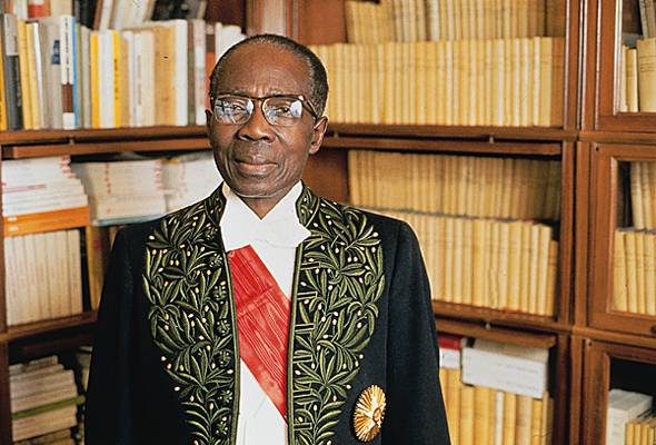 14e anniversaire du décès du Président-poète : Plusieurs manifestations prévues pour rendre hommage à Léopold Sédar Senghor 14e anniversaire du décès du Président-poète : Plusieurs manifestations prévues pour rendre hommage à Léopold Sédar Senghor
