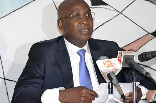 Serigne Mbaye Thiam aux élèves : "Arrêtez d’anticiper les vacances scolaires !" Serigne Mbaye Thiam aux élèves : "Arrêtez d’anticiper les vacances scolaires !"