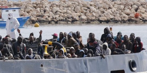 Drame de l'immigration clandestine: Plus de 20 femmes en semi-veuvage dans le village lébou de Thiaroye sur Mer Drame de l'immigration clandestine: Plus de 20 femmes en semi-veuvage dans le village lébou de Thiaroye sur Mer