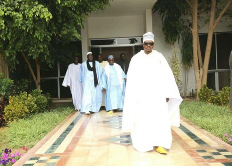 Photos - Le Khalife général des Mourides présente ses condoléances au Président mauritanien Photos - Le Khalife général des Mourides présente ses condoléances au Président mauritanien