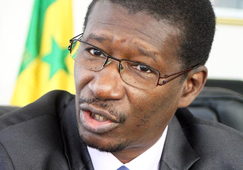 Le Sénégal se transforme, accompagnons-le ! Professeur Mary Teuw Niane Le Sénégal se transforme, accompagnons-le ! Professeur Mary Teuw Niane