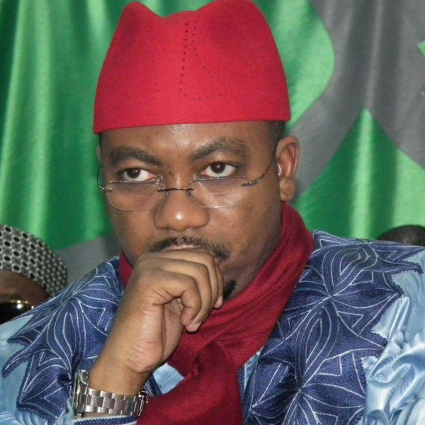 Son cas corsé, Cheikh Alassane Sène va-t-il mettre à exécution sa menace de grève de la faim? Son cas corsé, Cheikh Alassane Sène va-t-il mettre à exécution sa menace de grève de la faim?