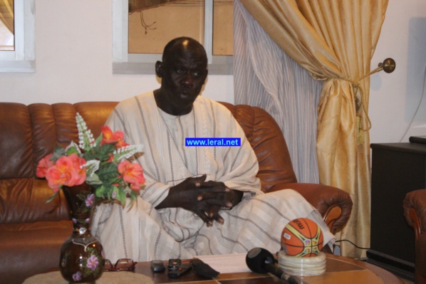 Béchir Ben Yahmed, vous avez perdu le droit de fouler le sol sénégalais, le sol de Bamba (Baba Tandian) Béchir Ben Yahmed, vous avez perdu le droit de fouler le sol sénégalais, le sol de Bamba (Baba Tandian)
