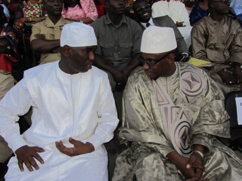 Macky Sall casque 600 millions pour les femmes de Matam Macky Sall casque 600 millions pour les femmes de Matam