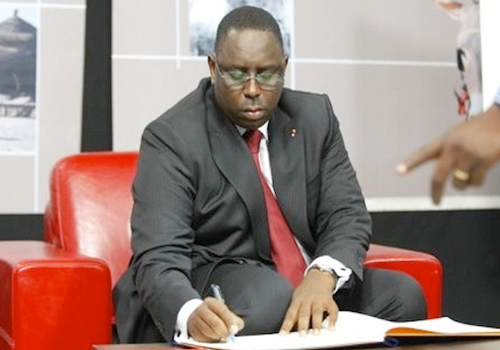 Le chef de l’Etat poursuit son mandat de sept ans : Macky Sall et sa marche risquée vers 2019 Le chef de l’Etat poursuit son mandat de sept ans : Macky Sall et sa marche risquée vers 2019