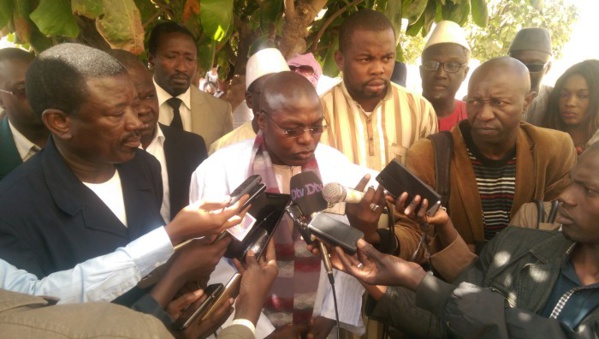 Référendum du 20 mars : Les "Apéristes du département de Rufisque votent "OUI" Référendum du 20 mars : Les "Apéristes du département de Rufisque votent "OUI"