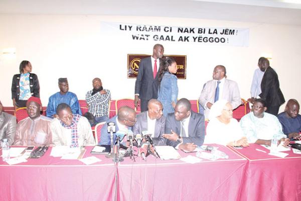Financement de la campagne pour le Non – Une cotisation de 100.000 FCfa requise pour toutes les parties prenantes Financement de la campagne pour le Non – Une cotisation de 100.000 FCfa requise pour toutes les parties prenantes