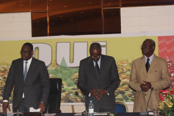 Pour un Oui massif au référendum : Macky Sall invite ses alliés à descendre sur le terrain Pour un Oui massif au référendum : Macky Sall invite ses alliés à descendre sur le terrain