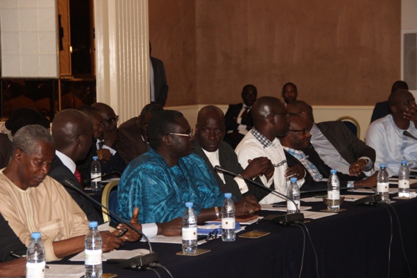 Pour un Oui massif au référendum : Macky Sall invite ses alliés à descendre sur le terrain Pour un Oui massif au référendum : Macky Sall invite ses alliés à descendre sur le terrain