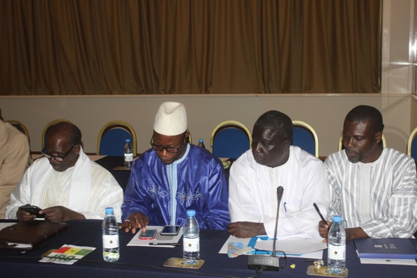 Pour un Oui massif au référendum : Macky Sall invite ses alliés à descendre sur le terrain Pour un Oui massif au référendum : Macky Sall invite ses alliés à descendre sur le terrain