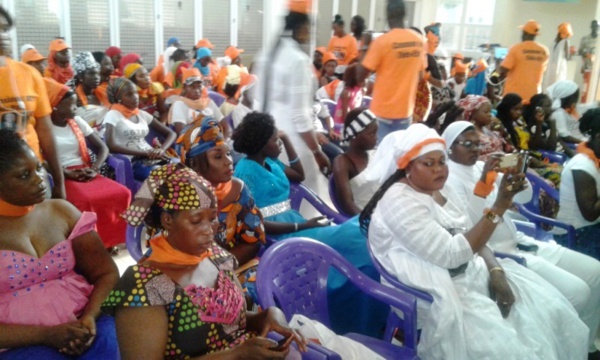 Commémoration du 08 mars : Les femmes "rewmistes" de Thiès appellent à voter « Non » au référendum Commémoration du 08 mars : Les femmes "rewmistes" de Thiès appellent à voter « Non » au référendum