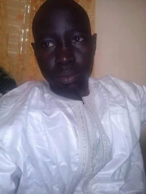 Touba – Le président des jeunes rewmistes accuse le maire d'utiliser les locaux de la Mairie comme une permanence de l’Apr Touba – Le président des jeunes rewmistes accuse le maire d'utiliser les locaux de la Mairie comme une permanence de l’Apr